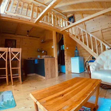 Сasa de vacaciones House Perucac