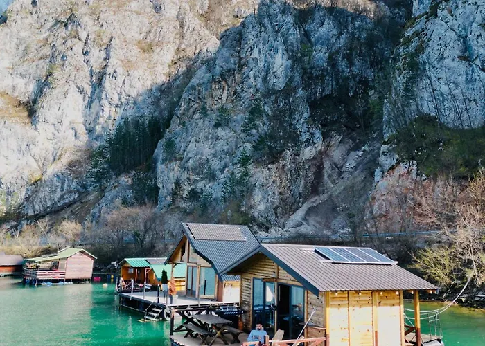 House Perucac Tatil Evi Rastiste